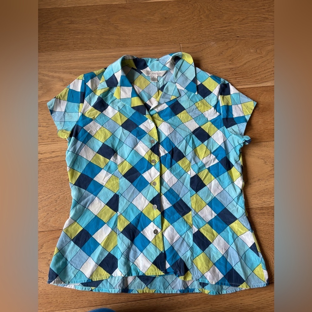 100% silk short sleeve geometric button down womens 10